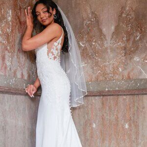 Vow'd Ibis Wedding Dress Size 2 Brand New